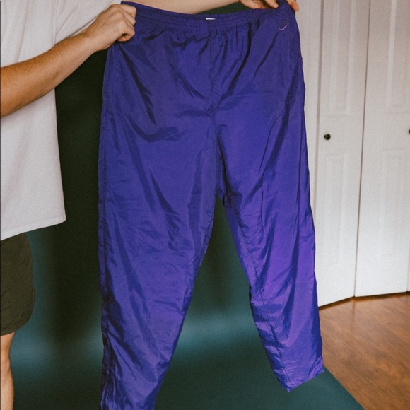 VINTAGE NIKE WINDBREAKER JOGGERS - Picture 7 of 7